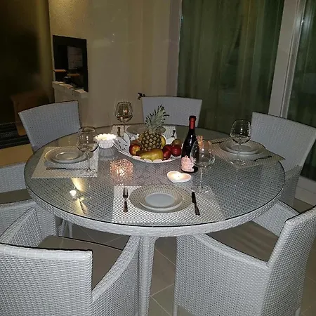 Apartman De Luxe Eden *