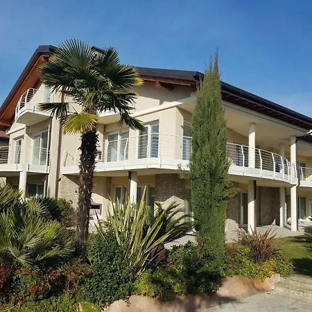 De Luxe Eden Apartman