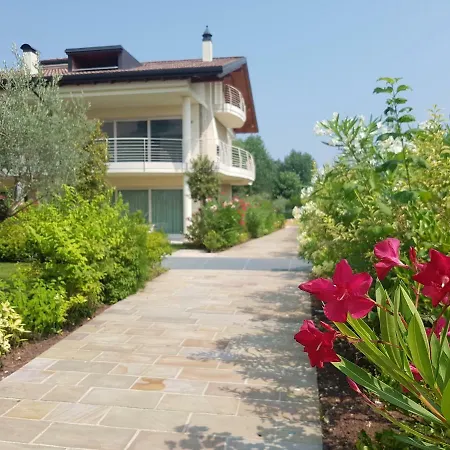 De Luxe Eden Sirmione
