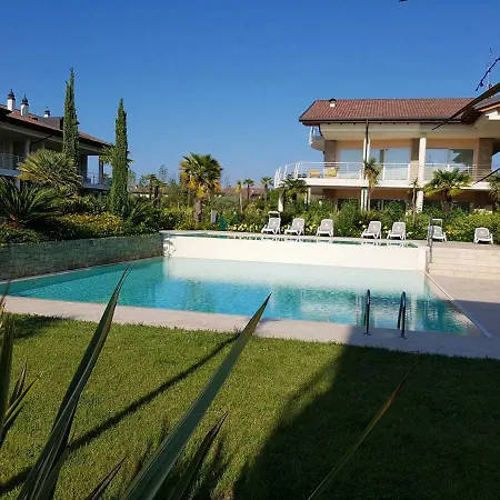 De Luxe Eden Sirmione